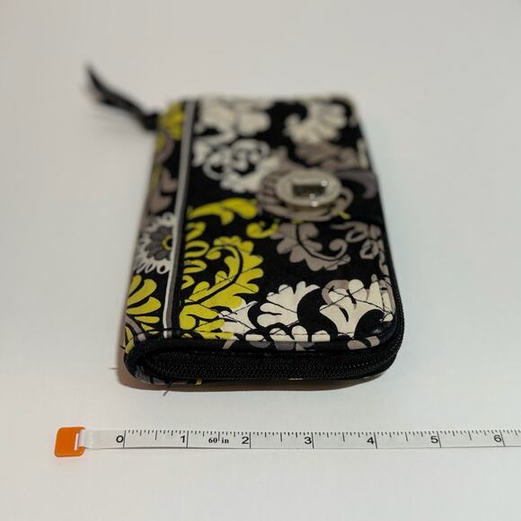 🖤 Vera Bradley Turn Lock Wallet Baroque Floral Quilted Fabric Black Yellow Gray - Picture 7 of 9